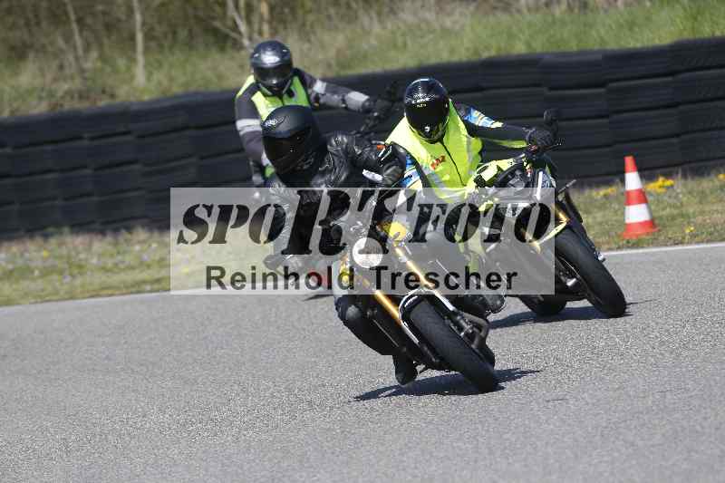 /01 02.04.2026 MAZ ADR/Gruppe gelb Gruppe gruen/unklar